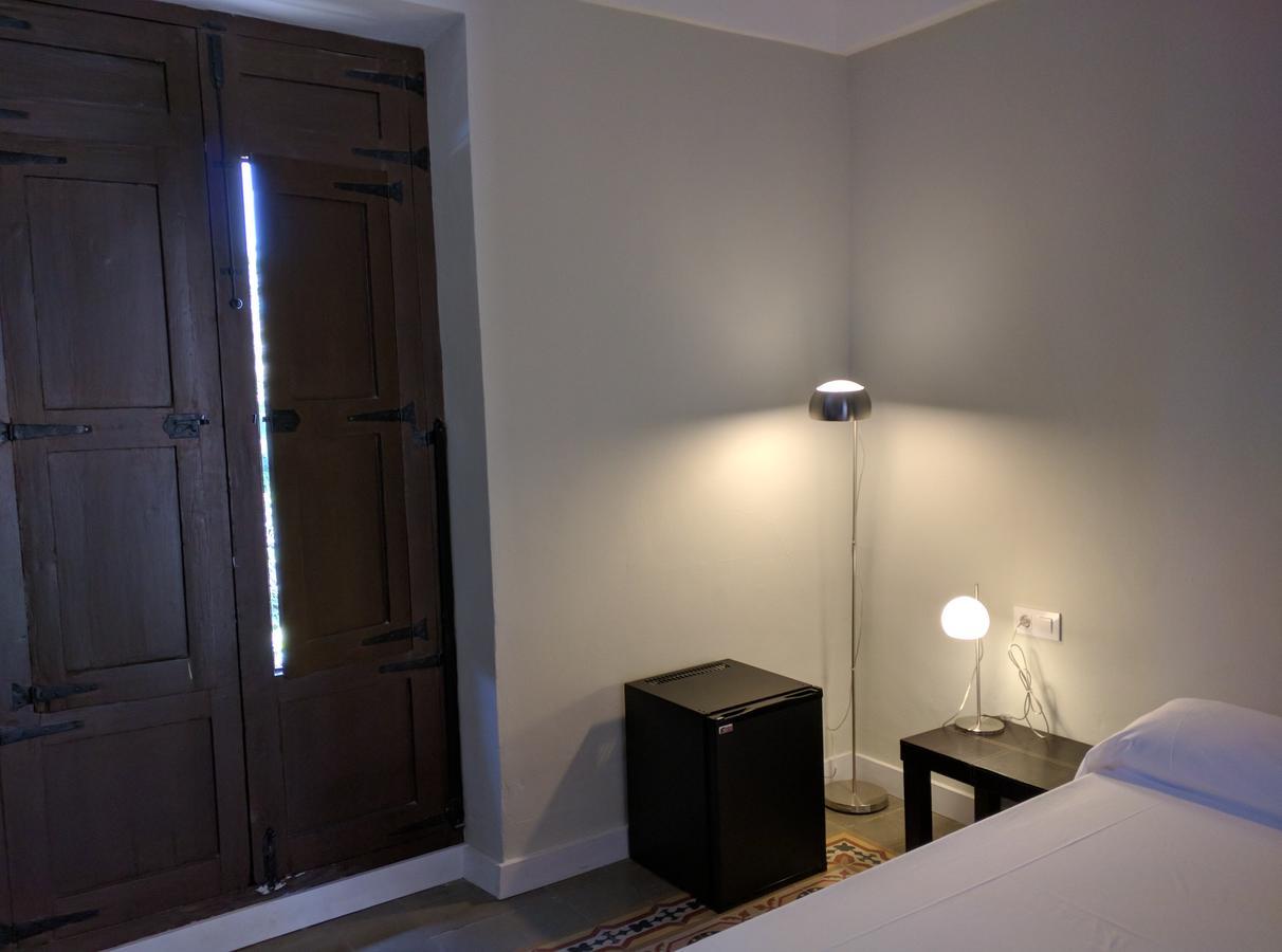 Nwt Paradise Urban Hostel อาลิกันเต ภายนอก รูปภาพ
