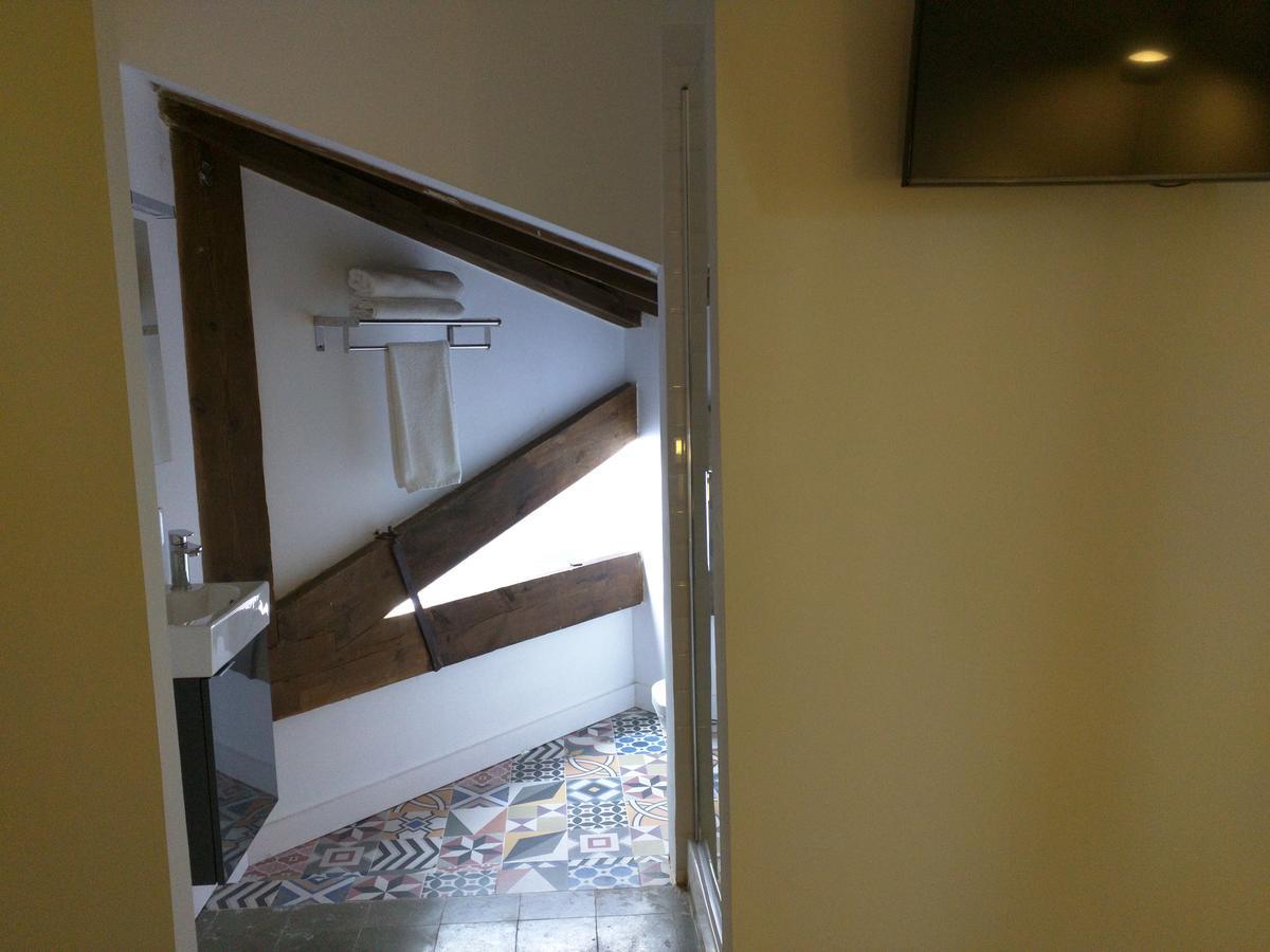 Nwt Paradise Urban Hostel อาลิกันเต ภายนอก รูปภาพ