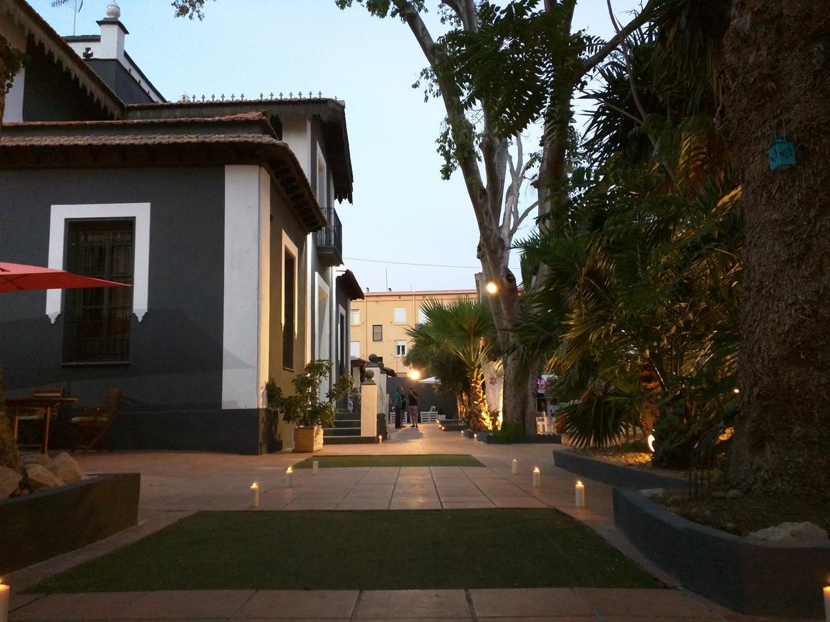 Nwt Paradise Urban Hostel อาลิกันเต ภายนอก รูปภาพ
