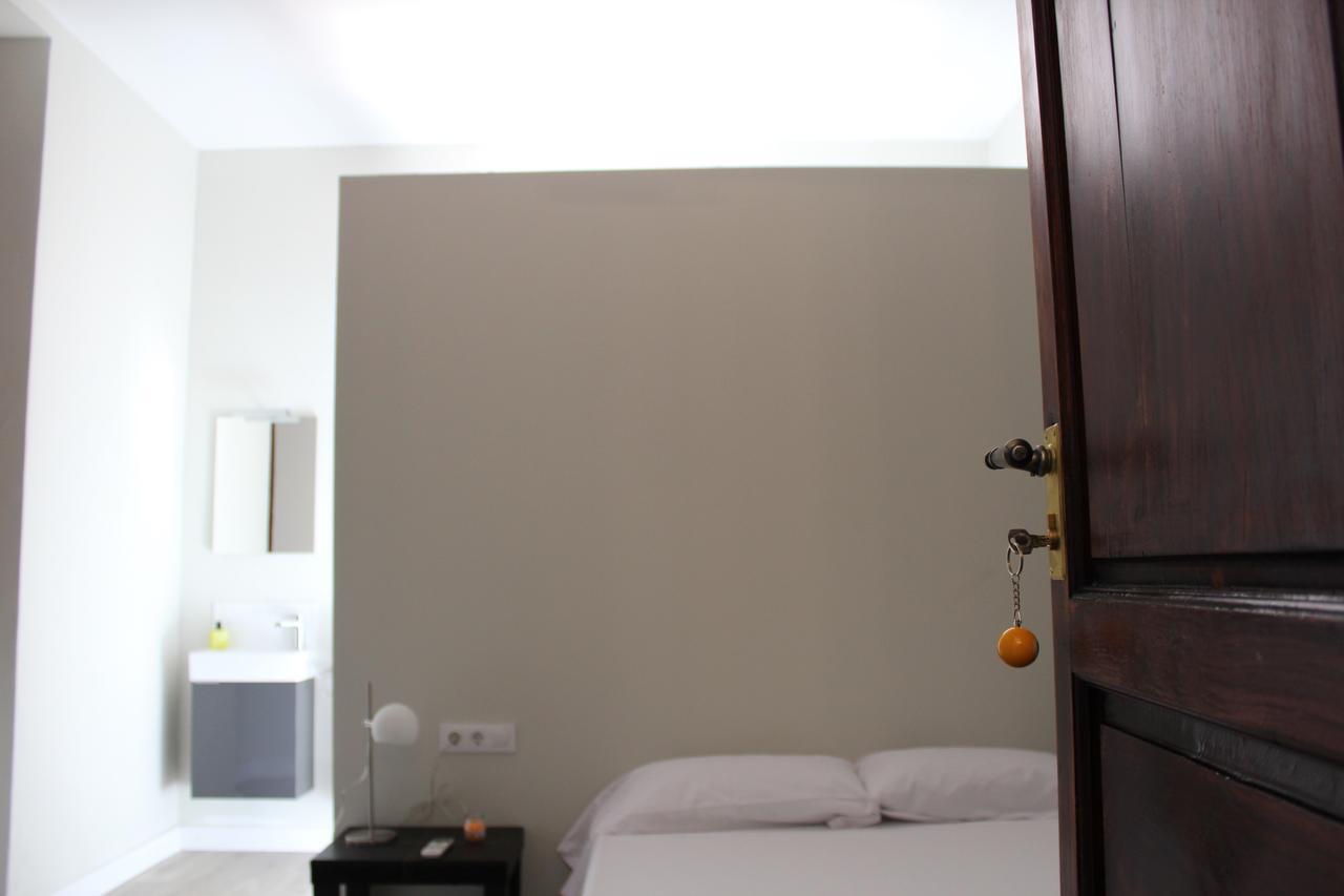 Nwt Paradise Urban Hostel อาลิกันเต ภายนอก รูปภาพ
